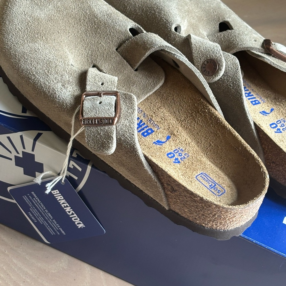 Birkenstock Boston Suede in Taupe W9 - Picture 6 of 8